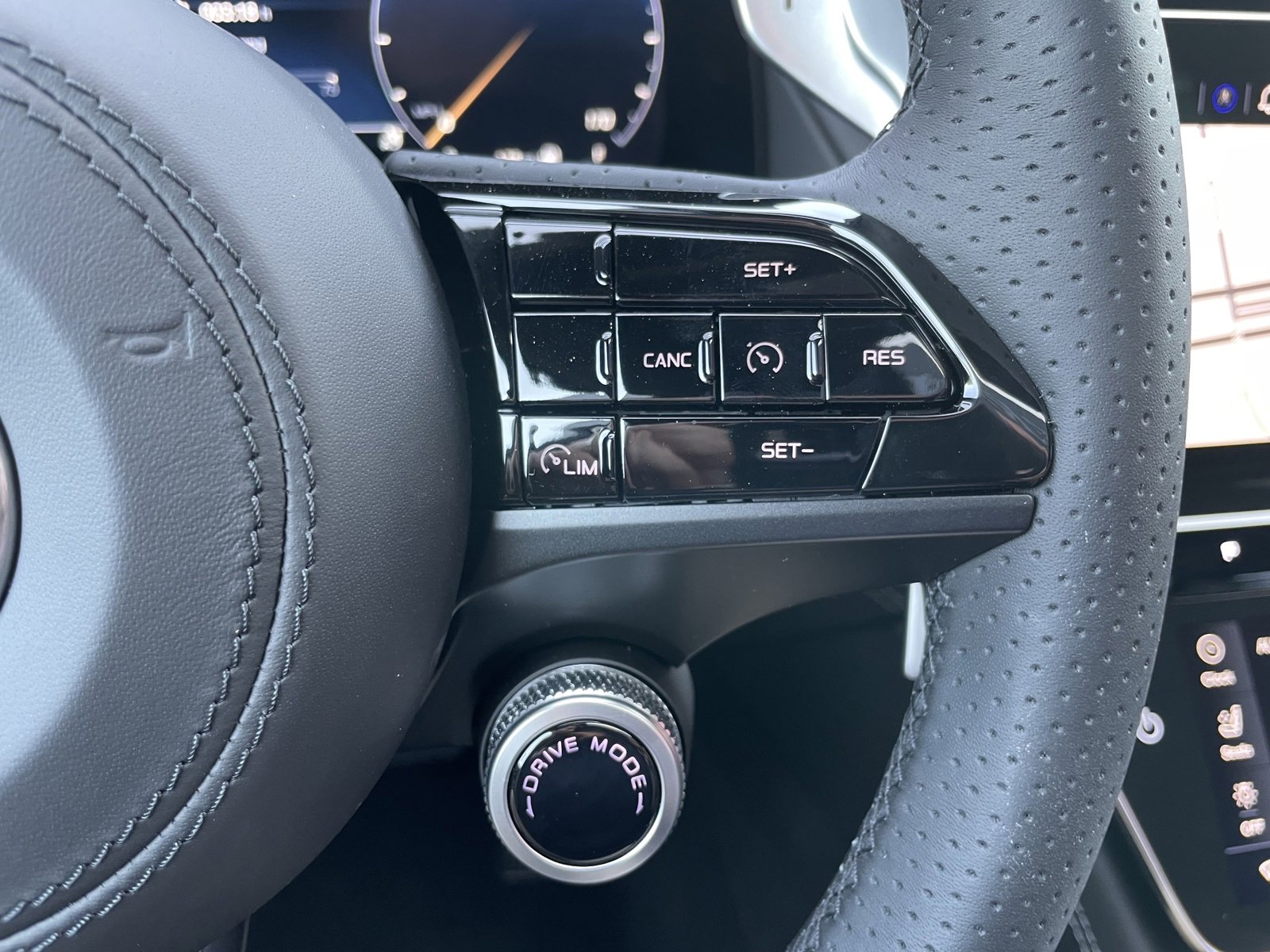 New 2024 Maserati Grecale GT image 21