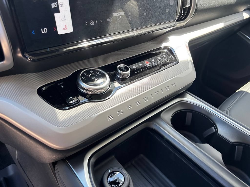 New 2026 Ford Expedition Max Active AWD/4WD image 18