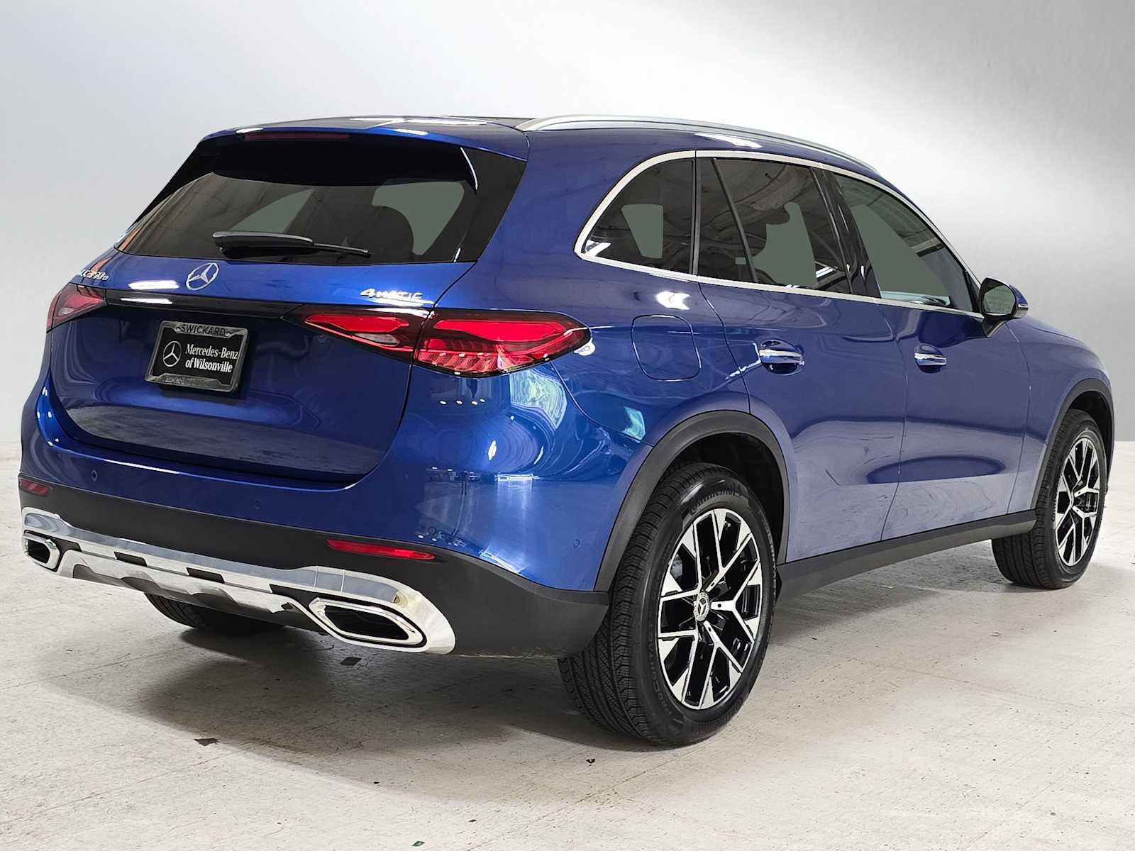 Certified 2026 Mercedes-Benz GLC 350e 4MATIC image 3