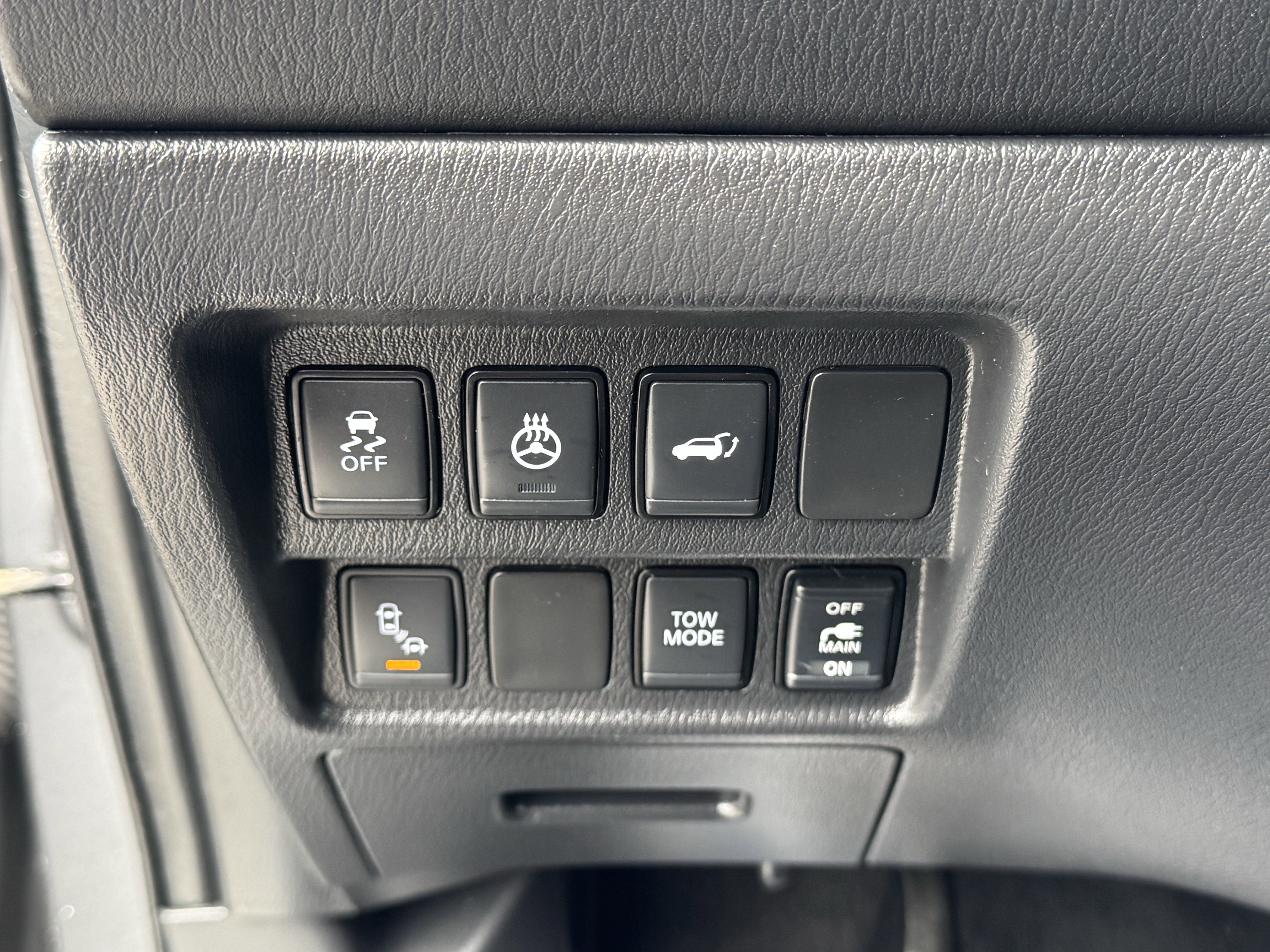 Certified 2020 Nissan Pathfinder SL image 30