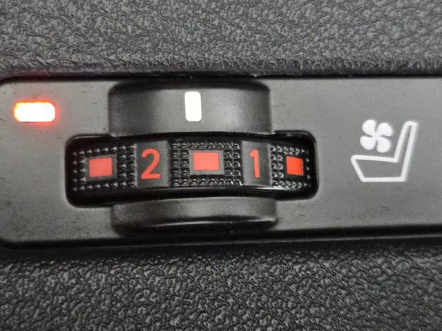 Used 2011 Lexus ES 350 image 35