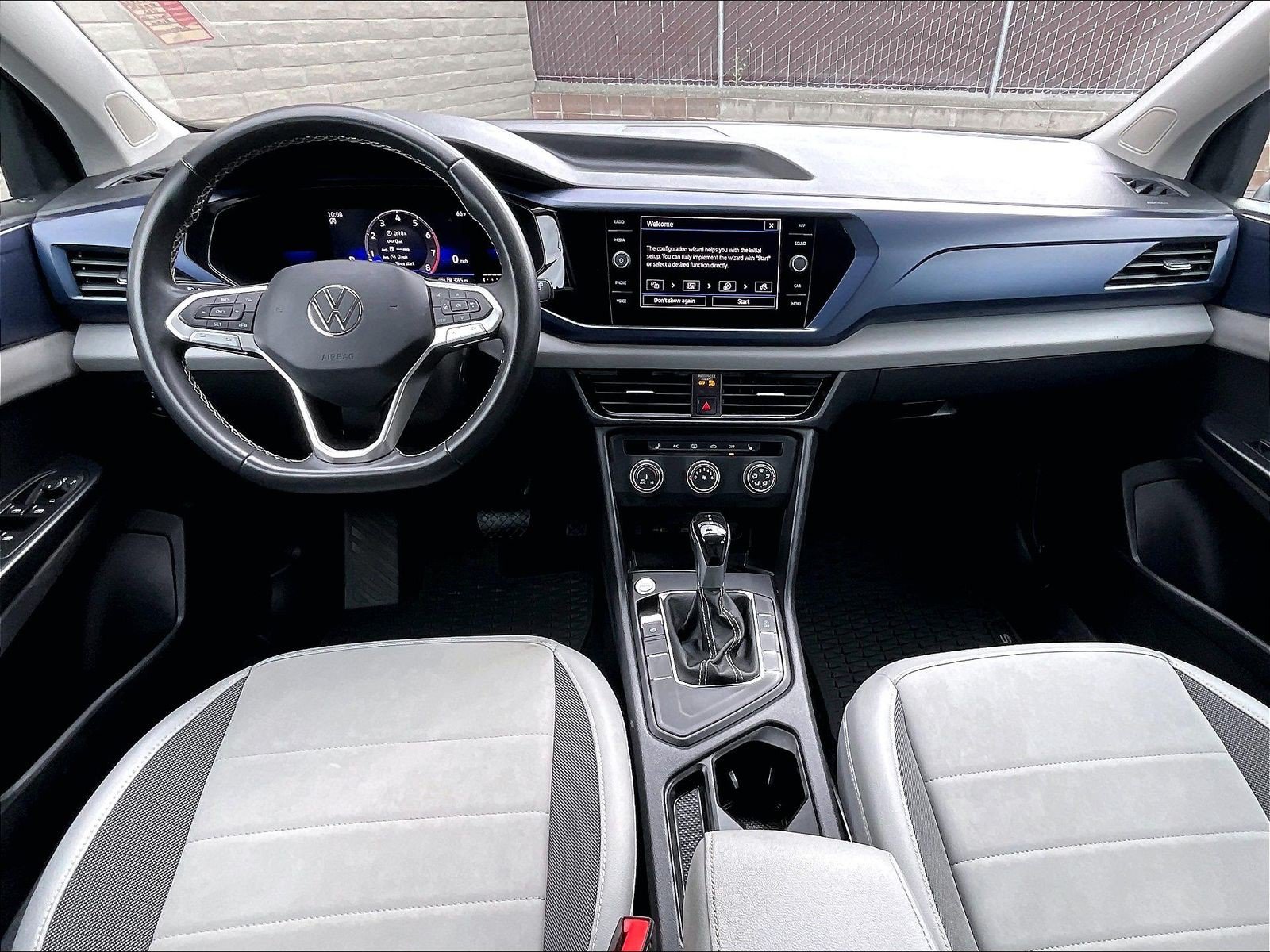 Certified 2022 Volkswagen Taos SE FWD image 15