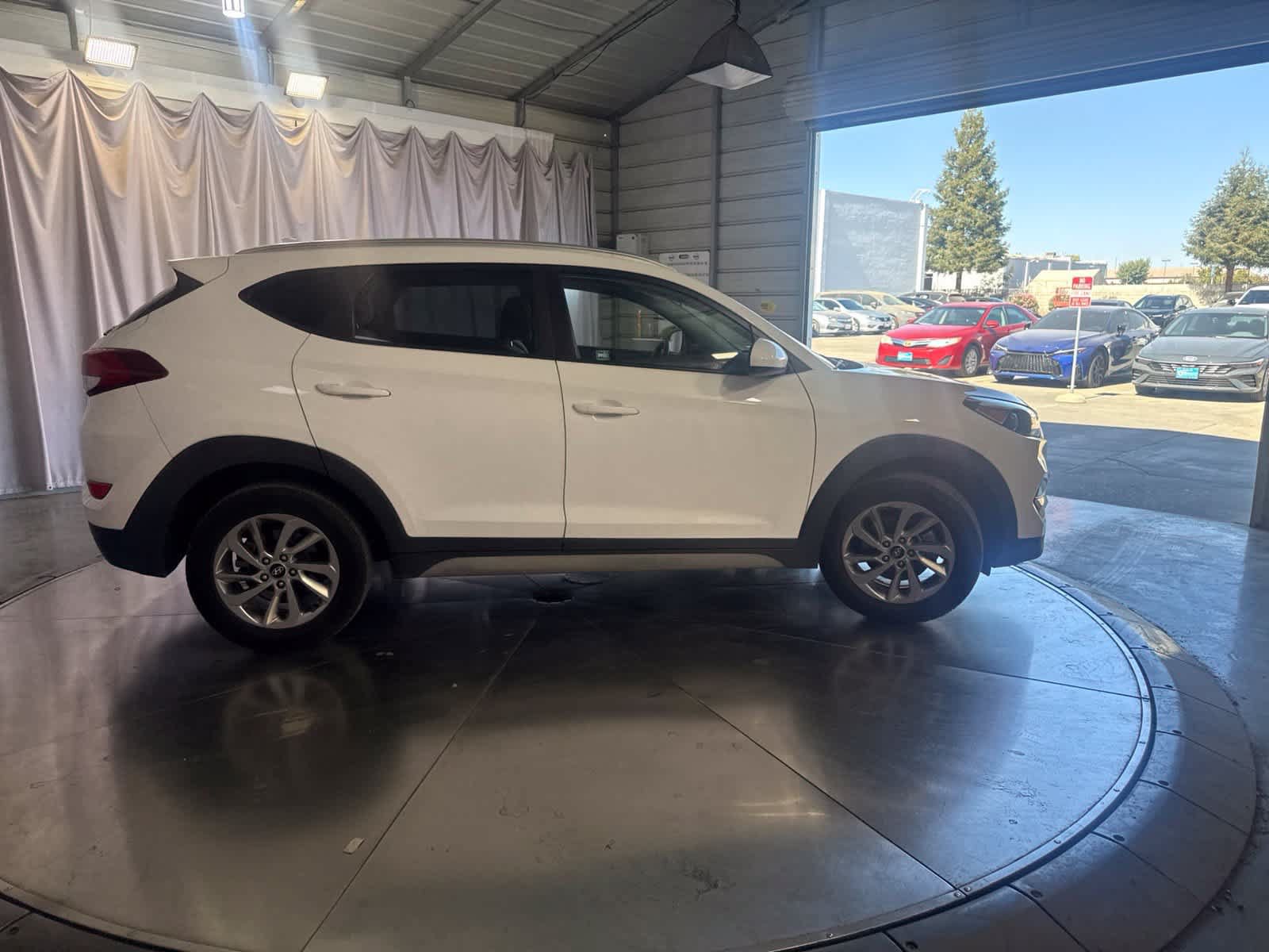 Used 2018 Hyundai Tucson SEL FWD image 4