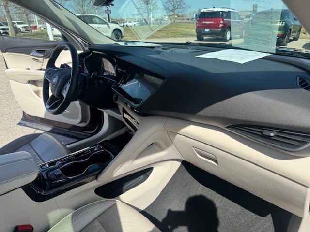 Used 2023 Buick Envision Avenir AWD/4WD image 39