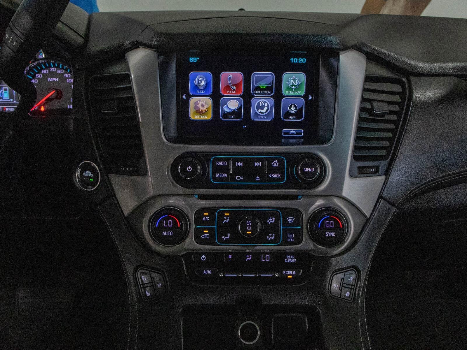 Used 2019 GMC Yukon SLT image 4