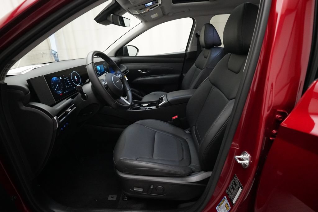 Used 2025 Hyundai Tucson SEL AWD/4WD image 7