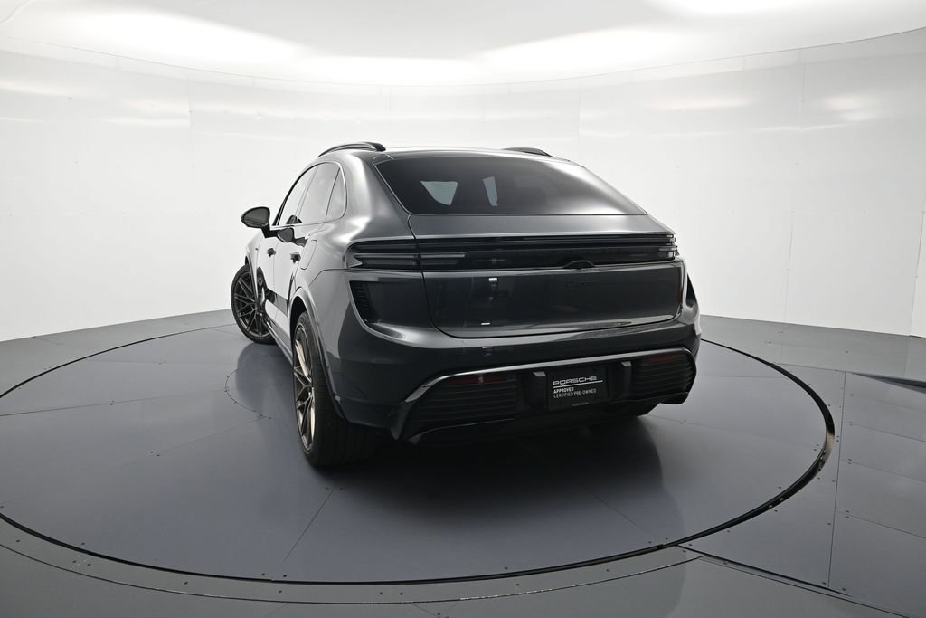 Certified 2024 Porsche Macan Turbo Electric AWD/4WD image 35