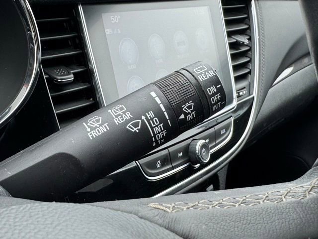 Certified 2021 Buick Encore Preferred AWD/4WD image 26