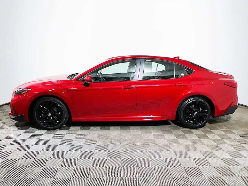 New 2026 Toyota Camry SE FWD image 5