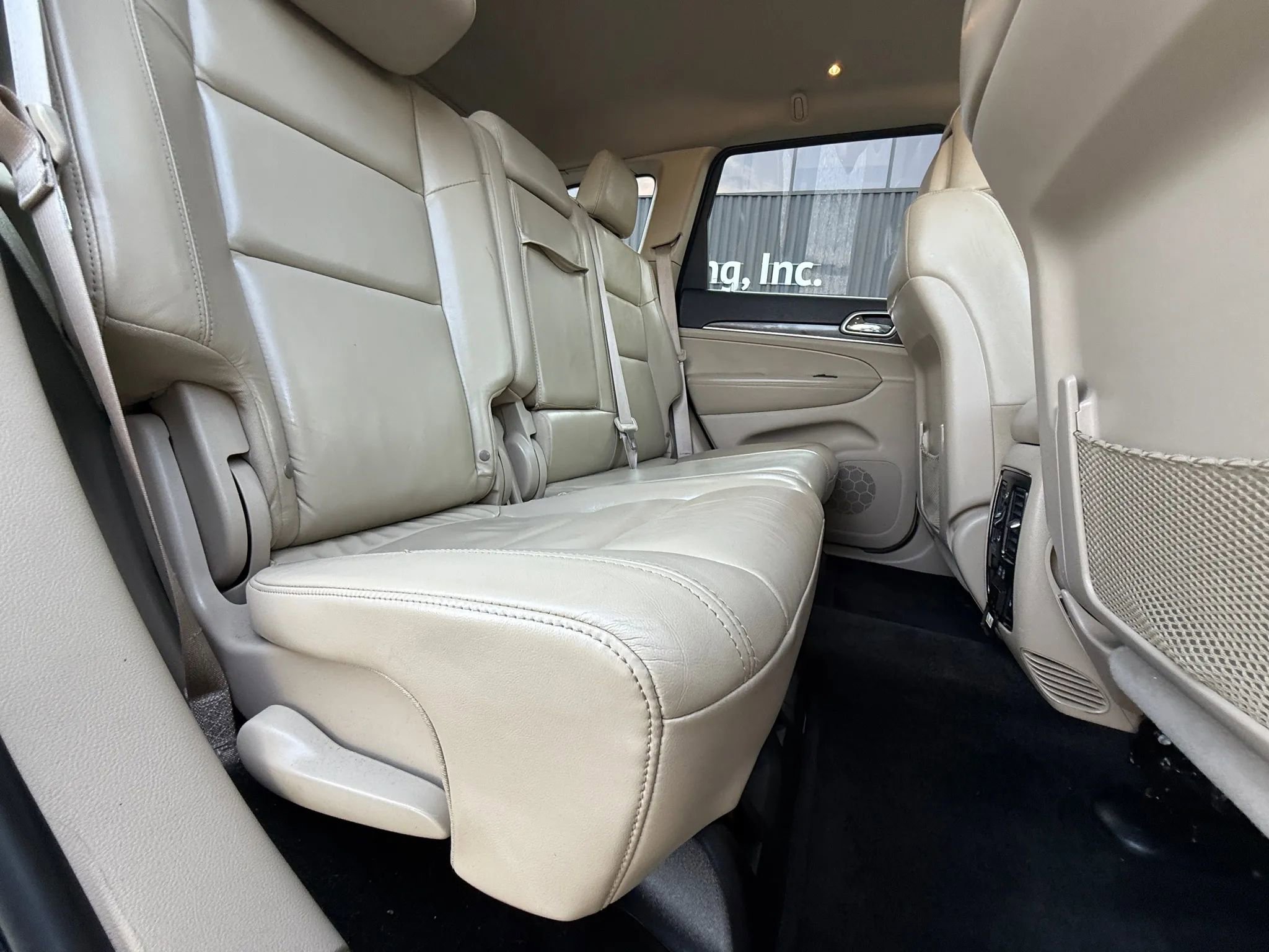 Used 2018 Jeep Grand Cherokee Limited image 15