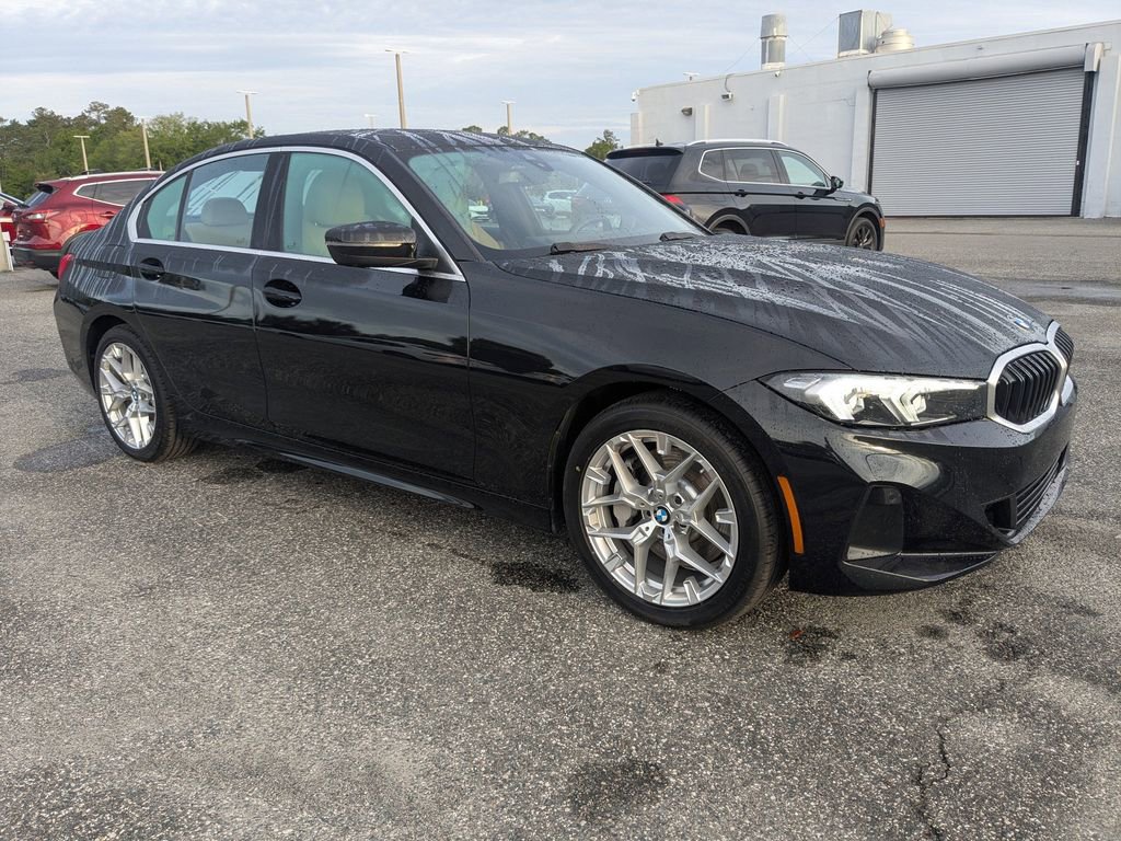 Used 2025 BMW 330i Sedan w/ Convenience Package RWD image 2