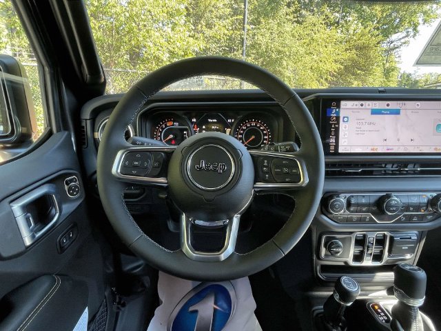 New 2027 Jeep Wrangler Unlimited Sahara AWD/4WD image 14