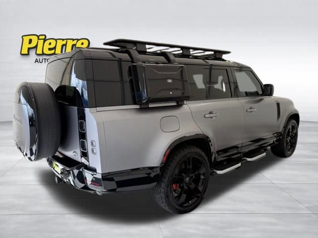 Used 2023 Land Rover Defender 130 X AWD/4WD image 7