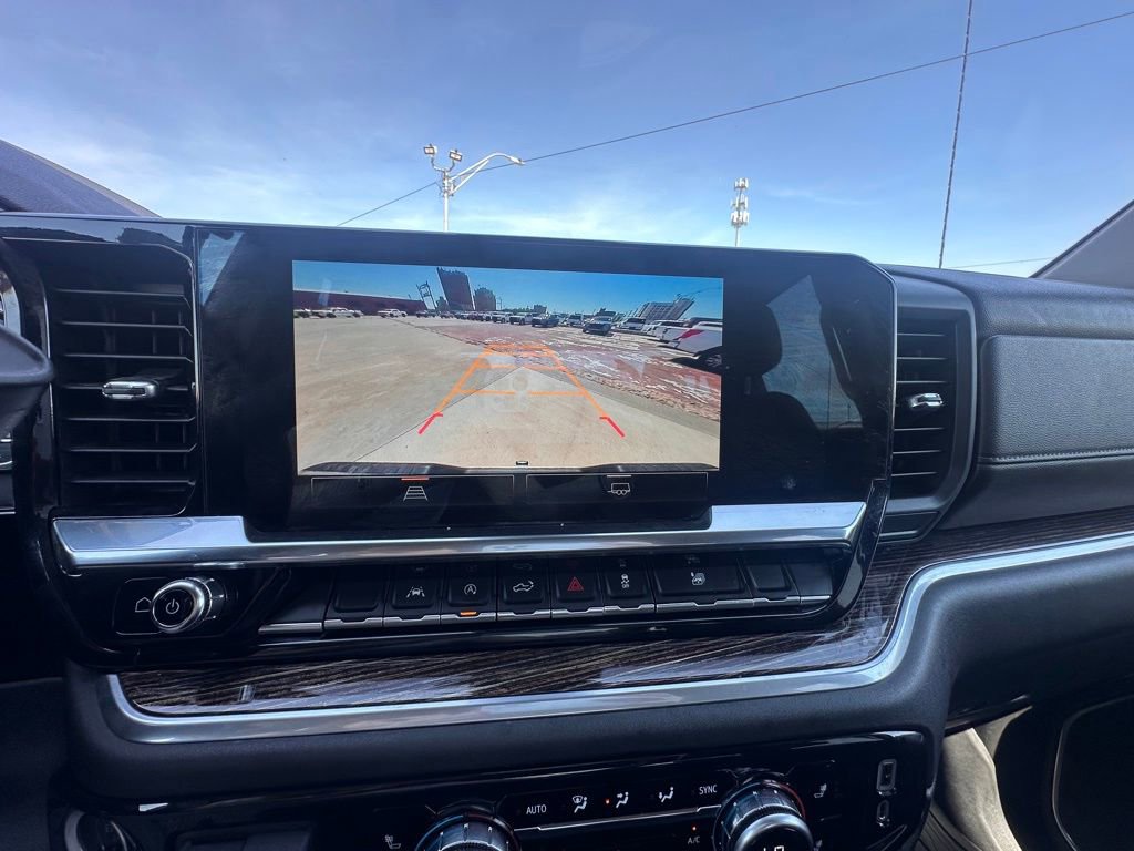 Used 2022 GMC Sierra 1500 Elevation w/ LPO, Elevation Black Package AWD/4WD image 23