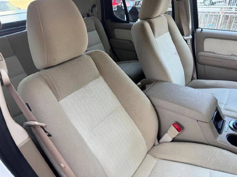 Used 2010 Ford Explorer Sport Trac XLT RWD image 33