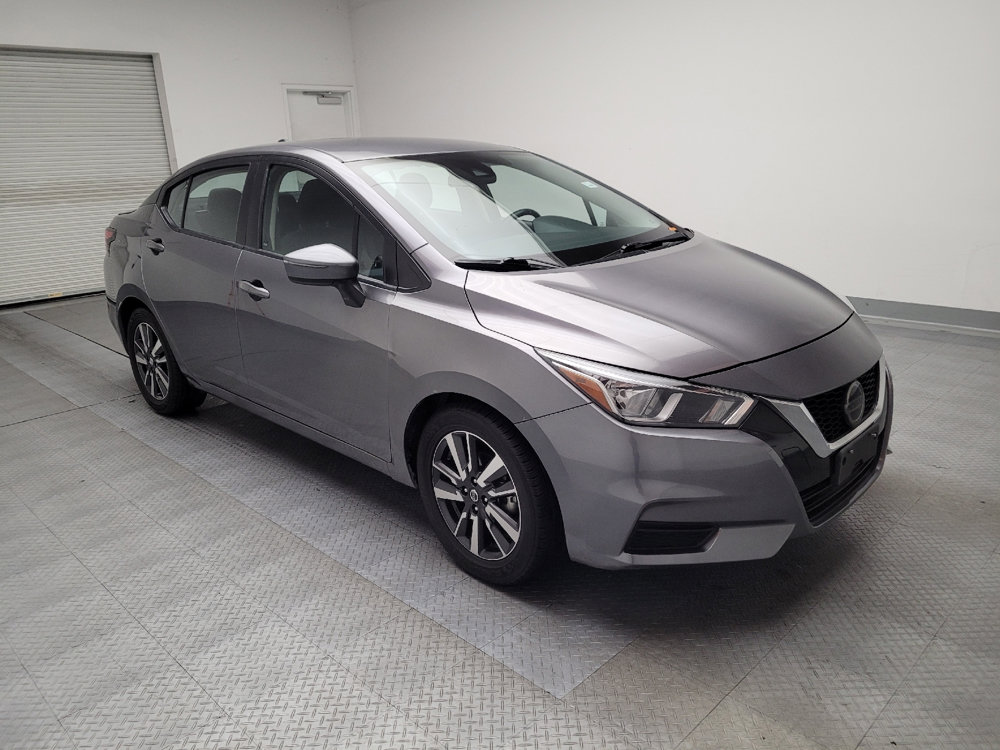 Used 2021 Nissan Versa SV FWD image 13