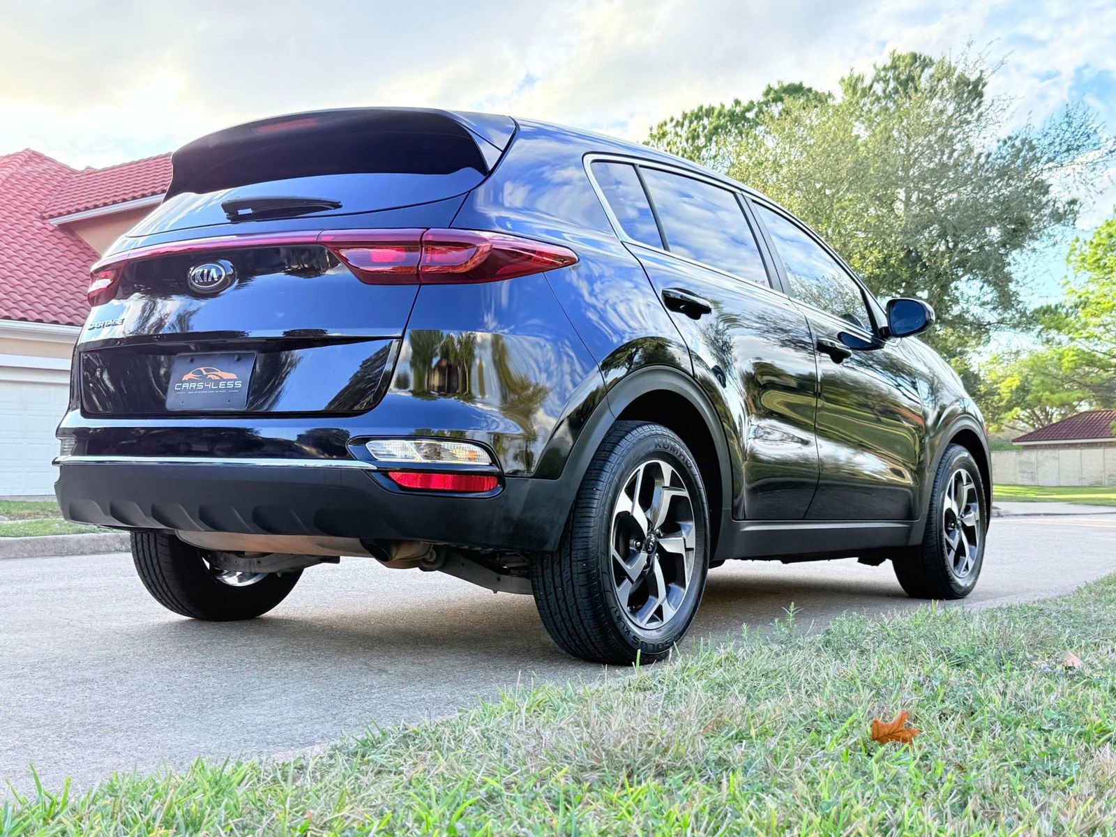 Used 2020 Kia Sportage LX image 13