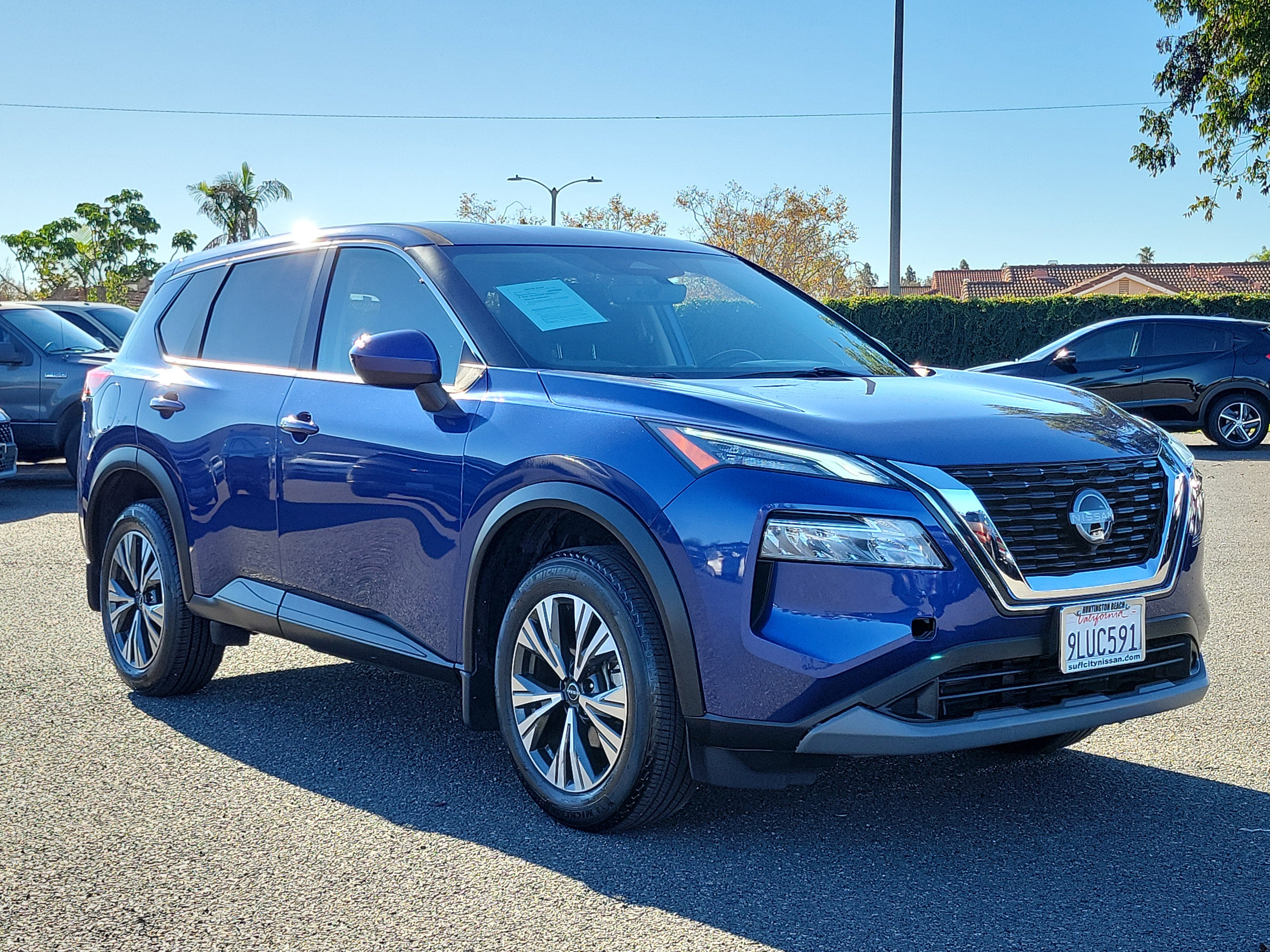 Used 2023 Nissan Rogue SV image 27