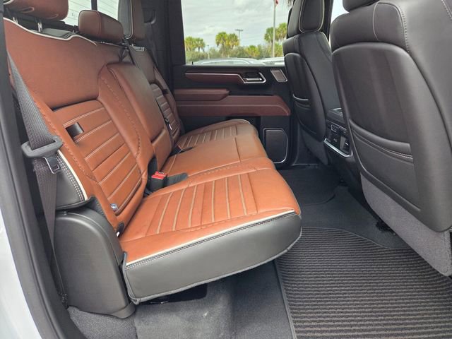 Used 2025 GMC Sierra 2500 Denali Ultimate image 17