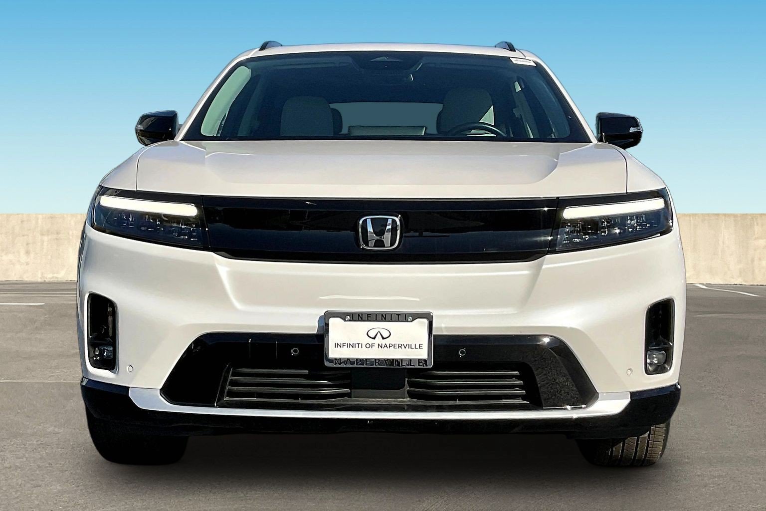 Used 2024 Honda Prologue Touring image 2