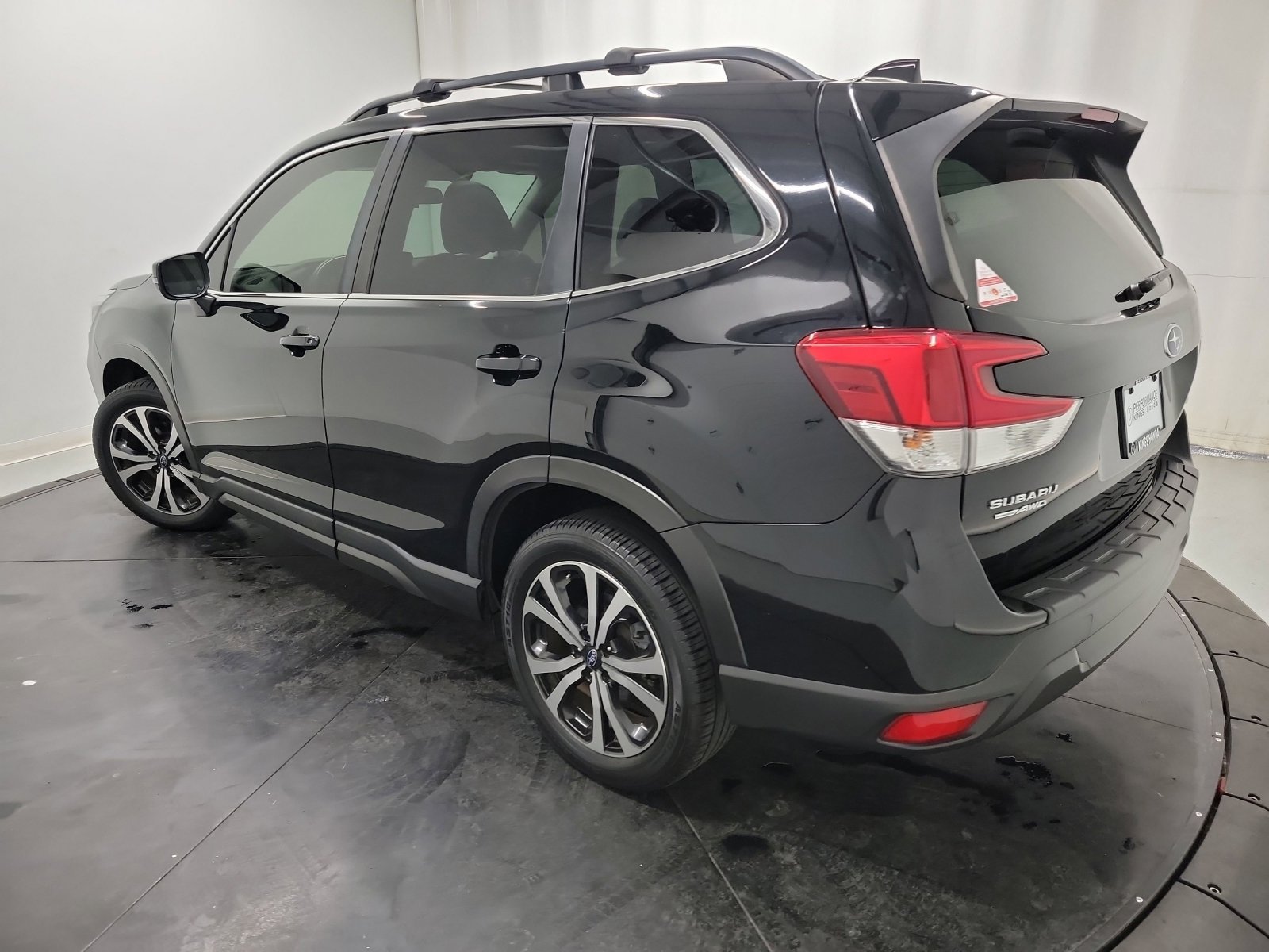 Used 2020 Subaru Forester Limited image 6