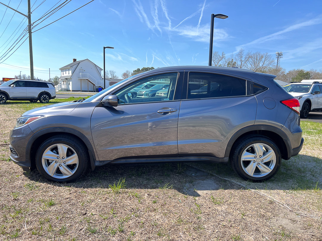 Used 2019 Honda HR-V EX image 2