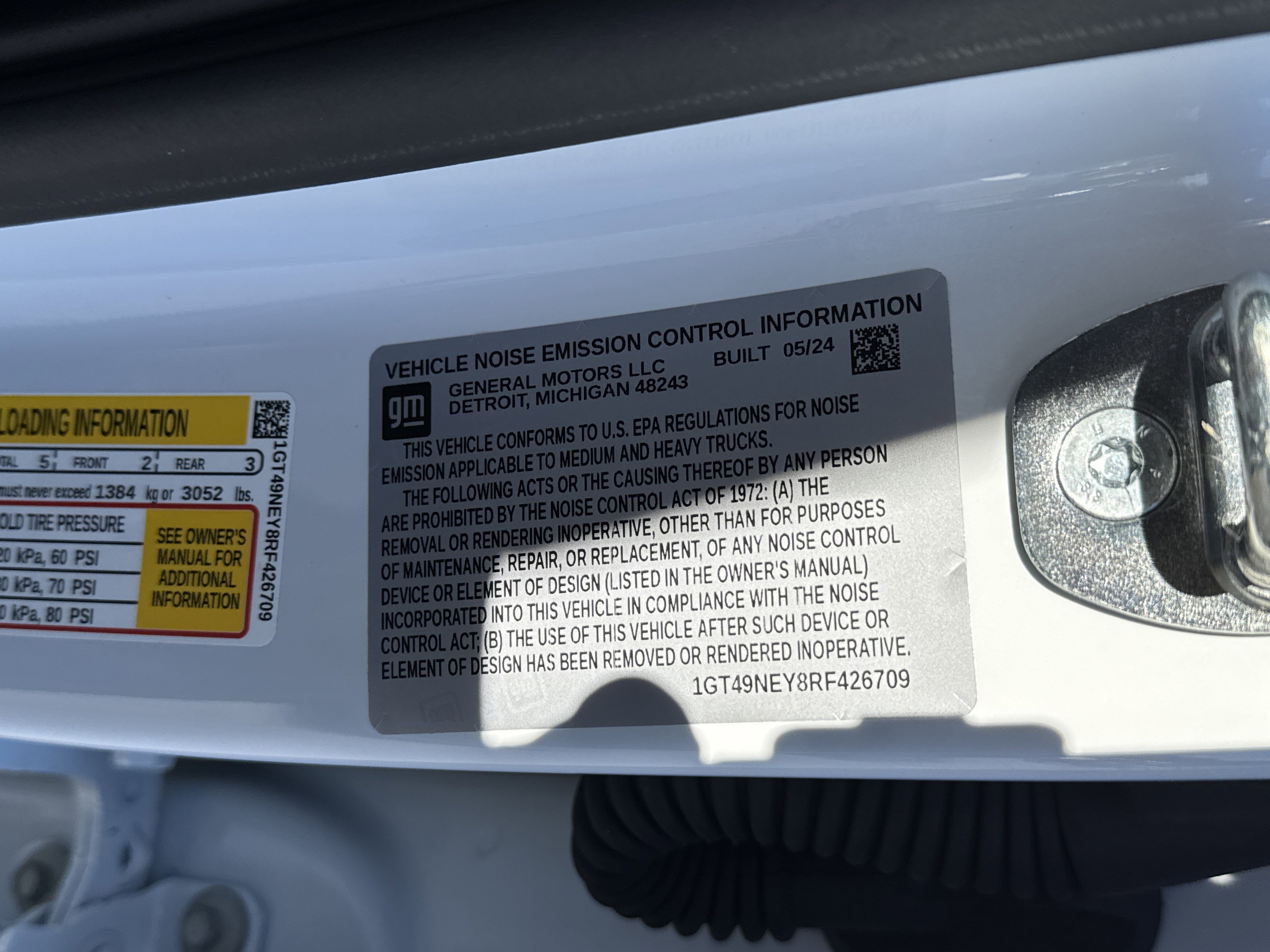 Used 2024 GMC Sierra 2500 SLT w/ SLT Convenience Package image 39