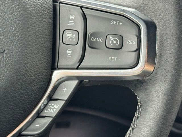 New 2026 RAM 2500 Laramie AWD/4WD image 20