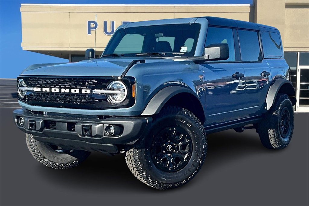 New 2025 Ford Bronco Badlands w/ Sasquatch Package image 2
