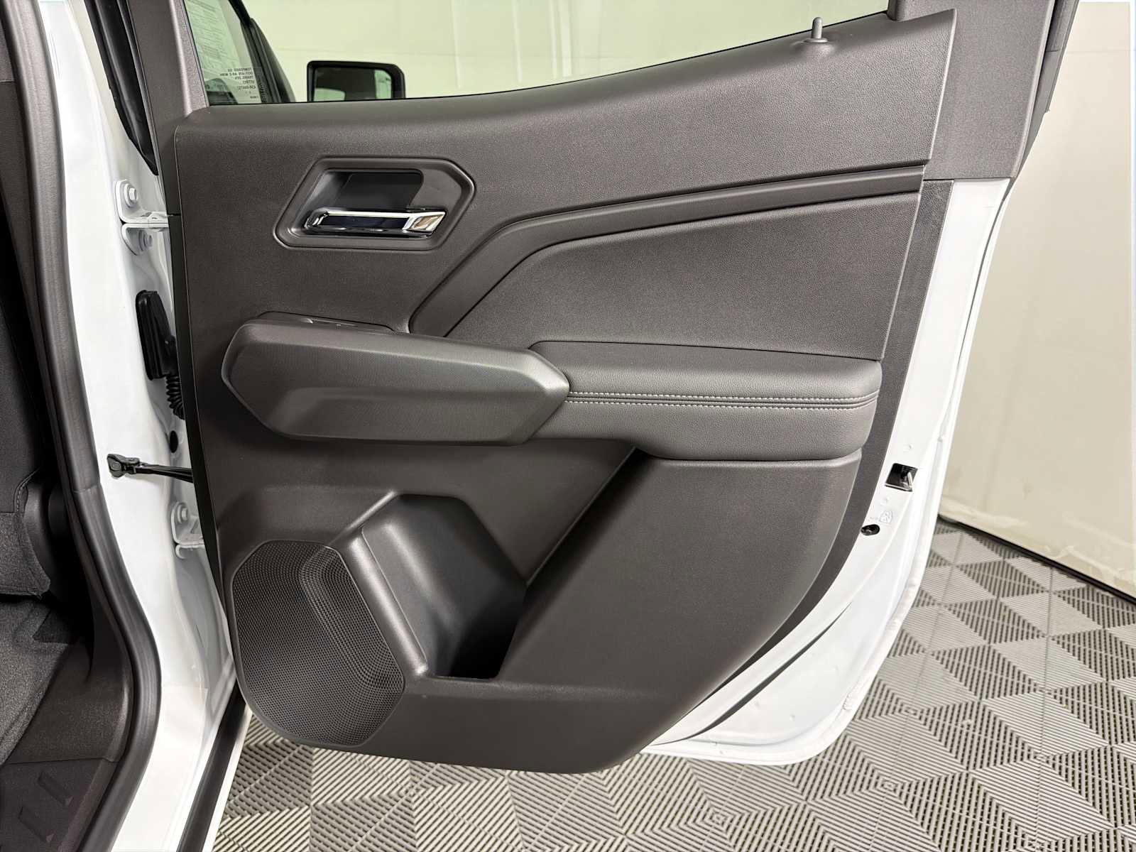 New 2026 GMC Canyon Elevation image 14