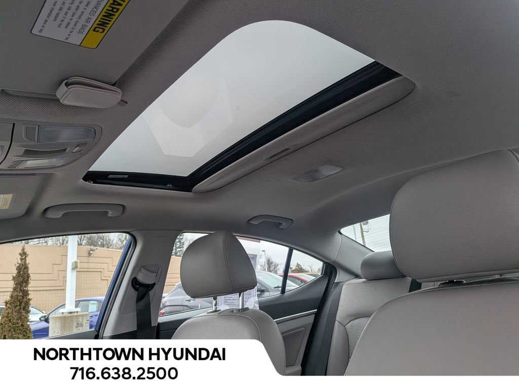 Used 2020 Hyundai Elantra Limited w/ Ultimate Package 03 image 10