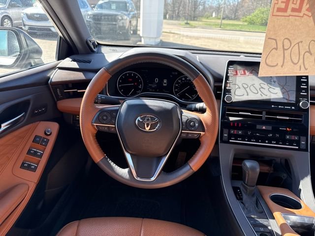Used 2021 Toyota Avalon Limited w/ Advanced Safety Package image 10