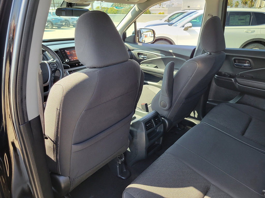 Used 2023 Honda Ridgeline Sport image 12