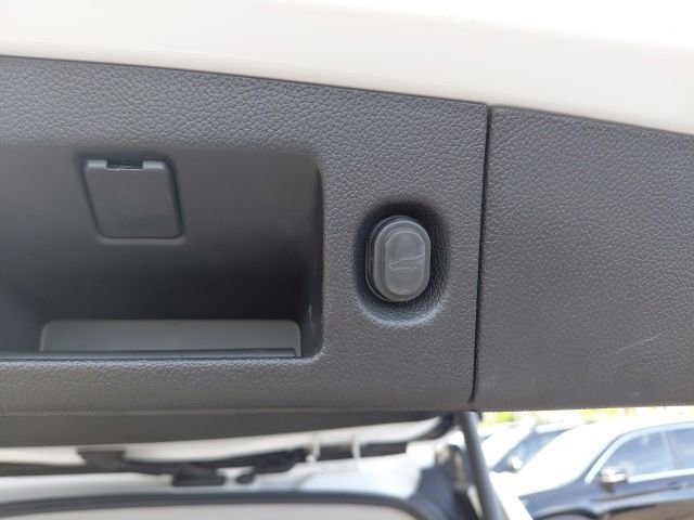 Used 2019 Chevrolet Tahoe LT image 35