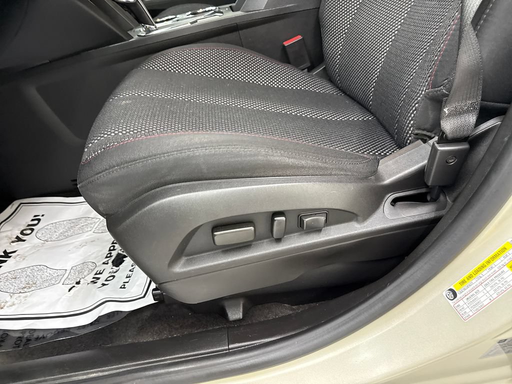 Used 2015 Chevrolet Equinox LT w/ Driver Convenience Package FWD image 13