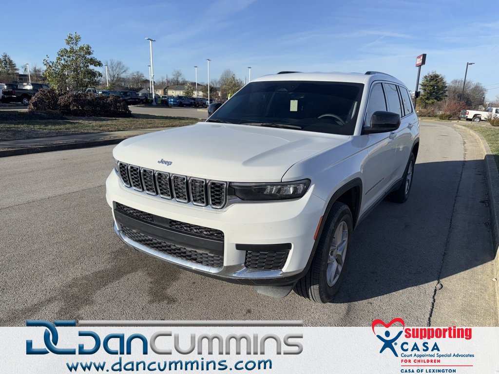 Used 2023 Jeep Grand Cherokee L Laredo image 1