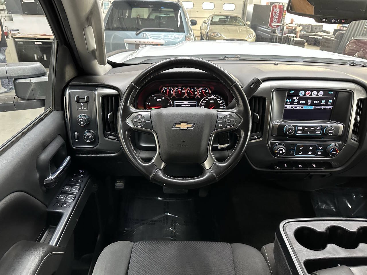 Used 2018 Chevrolet Silverado 3500 LT AWD/4WD image 19