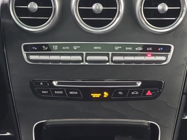 Used 2017 Mercedes-Benz GLC 300 4MATIC image 22