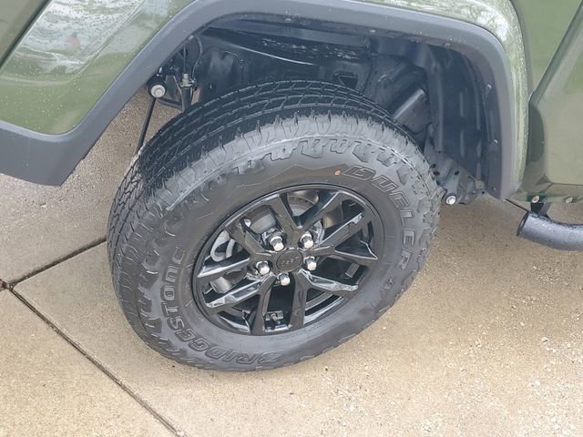 Used 2022 Jeep Gladiator Sport AWD/4WD image 5