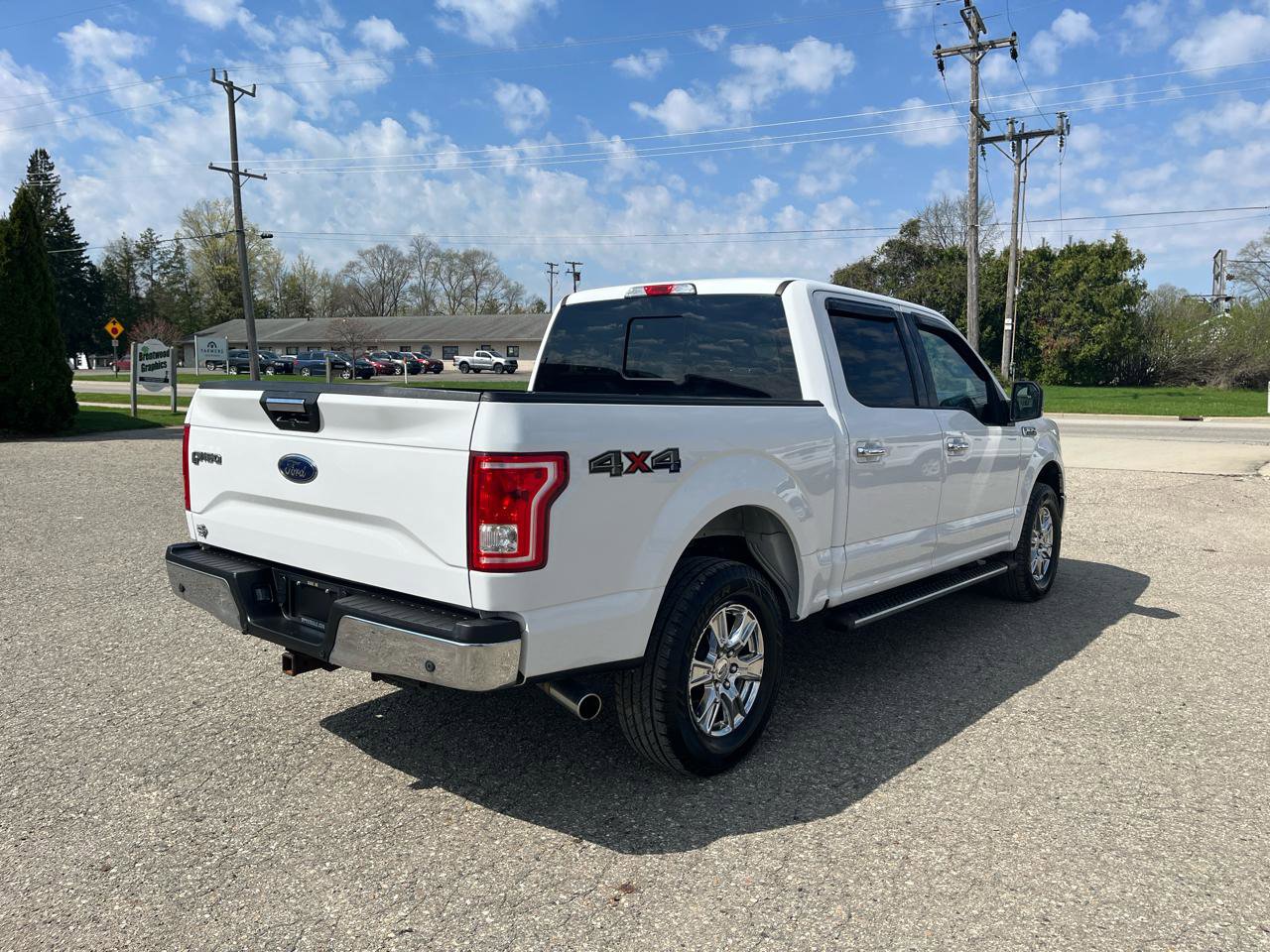 Used 2017 Ford F150 XLT w/ Equipment Group 302A Luxury image 5