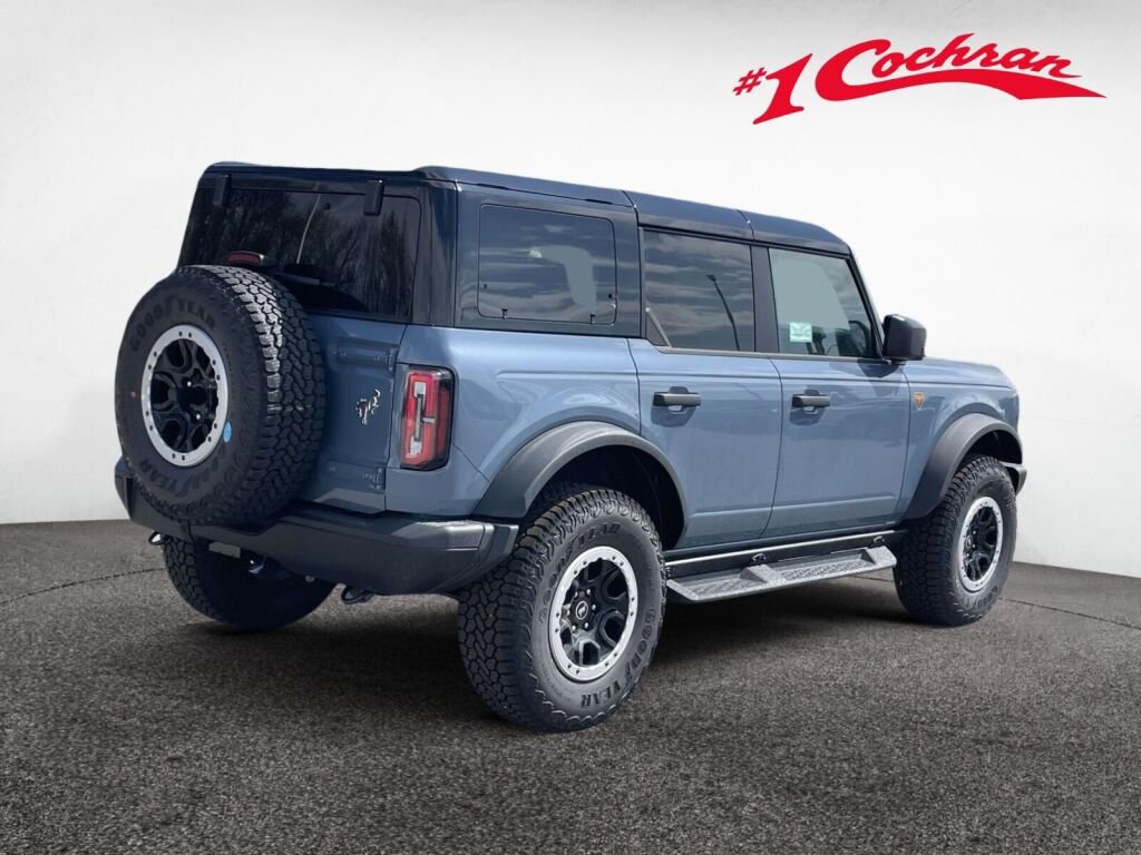 New 2025 Ford Bronco Badlands w/ Sasquatch Package AWD/4WD image 7