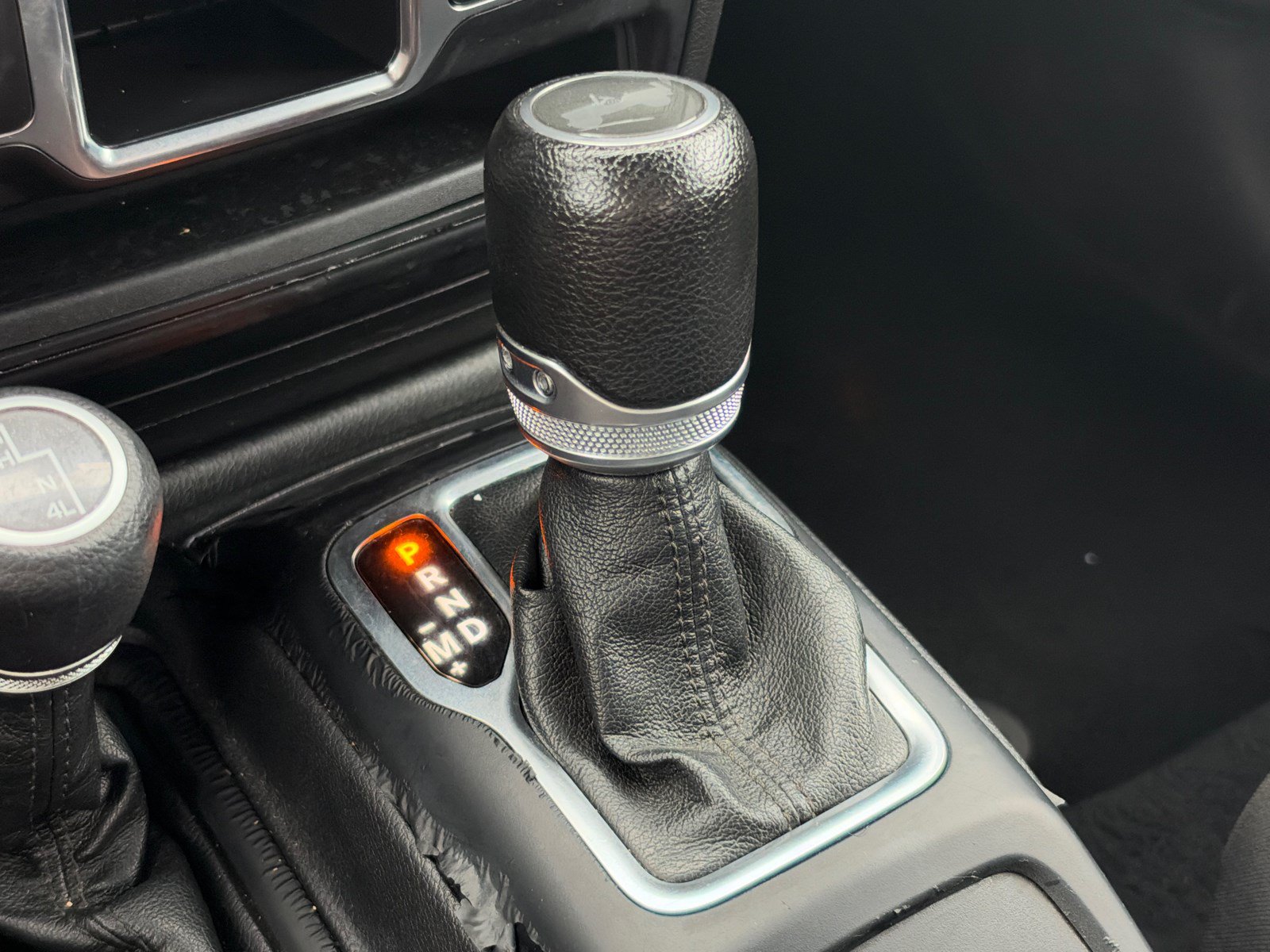 Used 2023 Jeep Wrangler Unlimited Sport AWD/4WD image 30