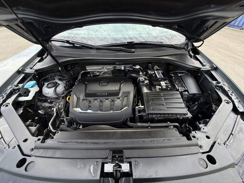 Used 2020 Volkswagen Tiguan SEL image 27
