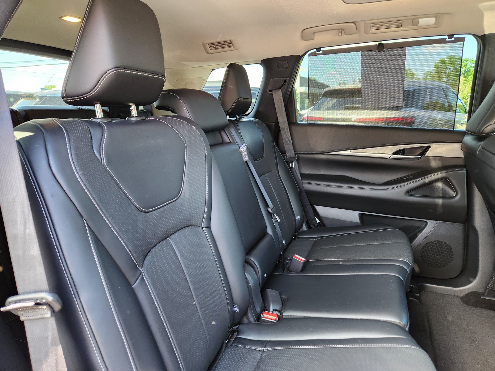 Certified 2023 INFINITI QX60 Luxe w/ Cargo Package AWD/4WD image 15