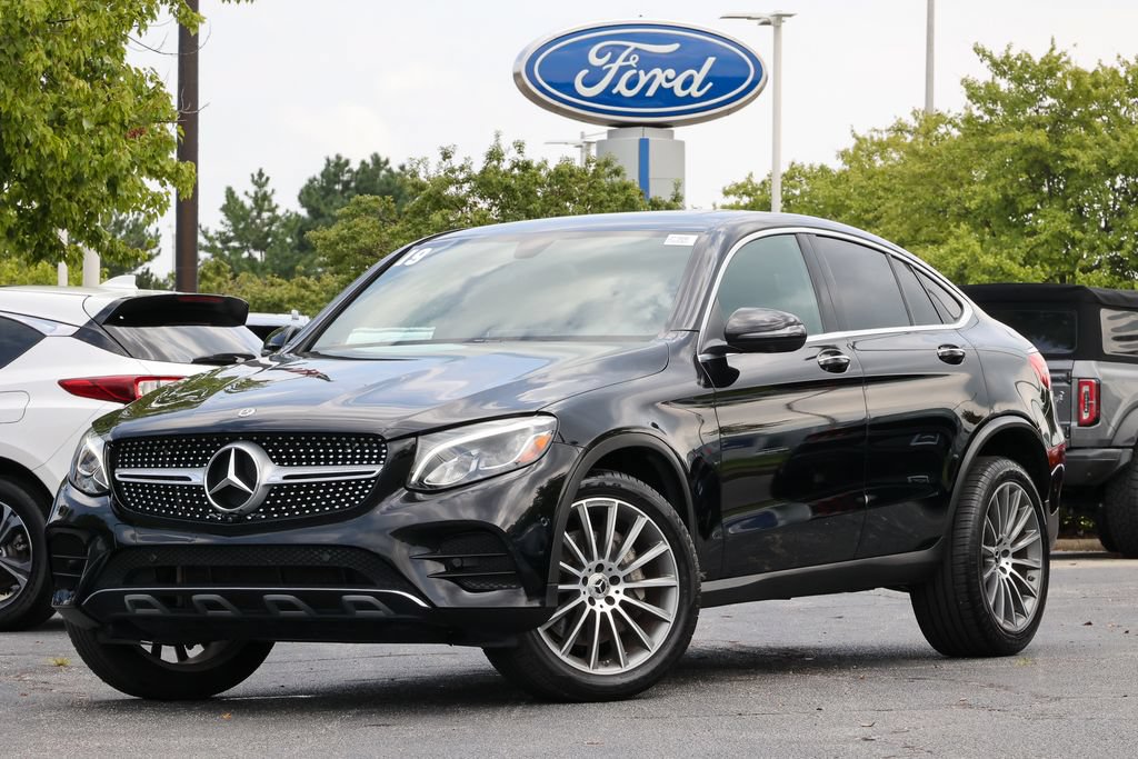 Used 2019 Mercedes-Benz GLC 300 4MATIC Coupe image 2