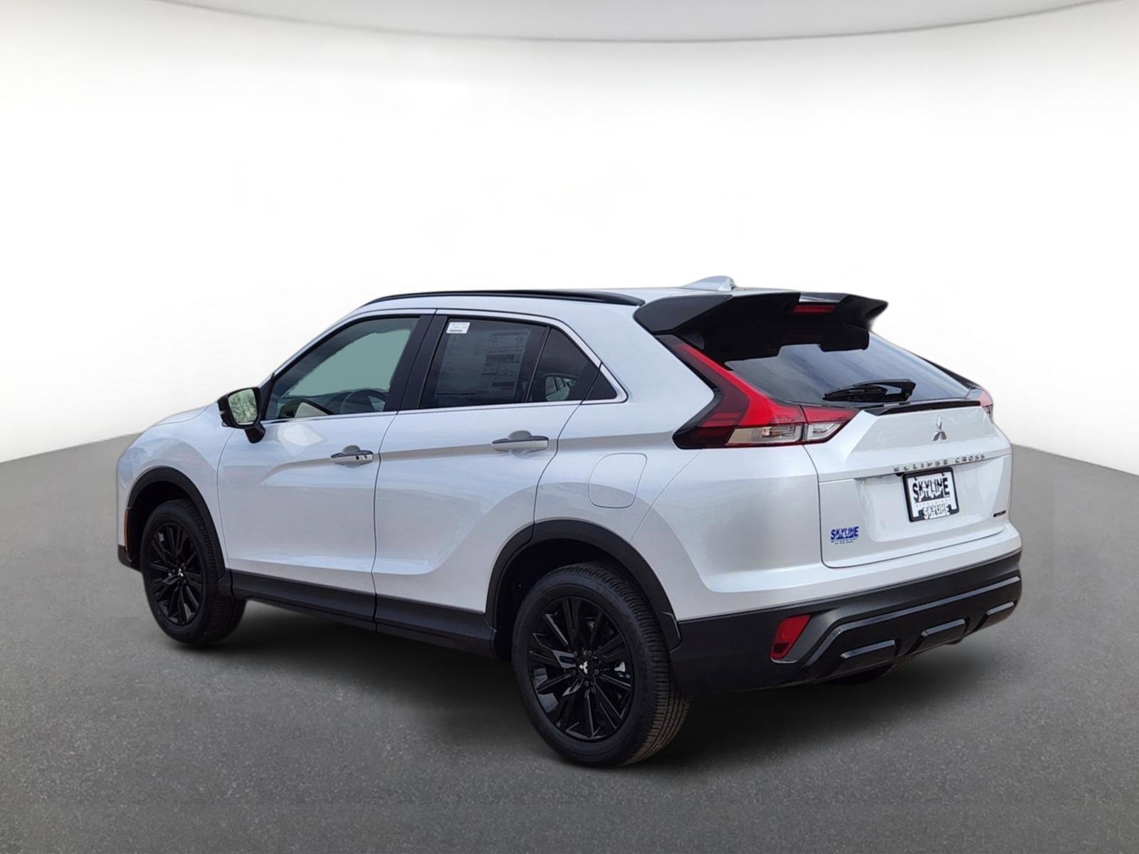 New 2026 Mitsubishi Eclipse Cross AWD image 4