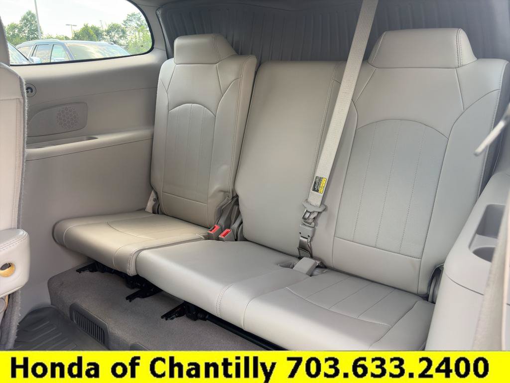 Used 2017 Buick Enclave Premium w/ Experience Buick Package AWD/4WD image 23