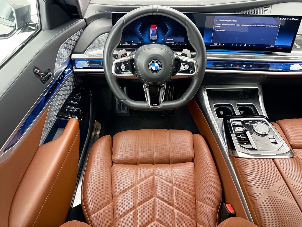 Used 2023 BMW 760i xDrive AWD/4WD image 10