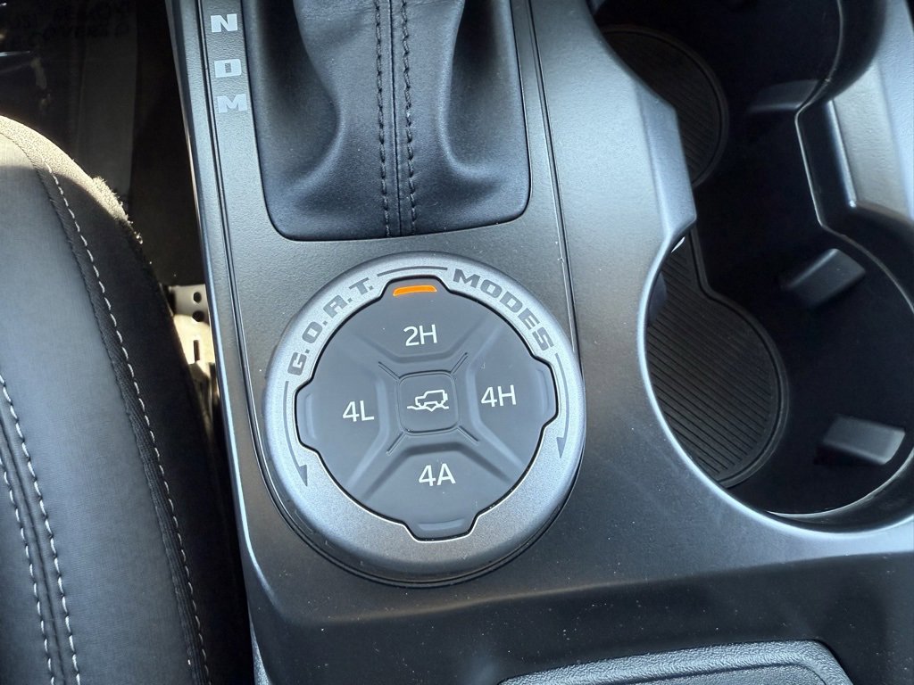 New 2025 Ford Bronco Badlands image 48