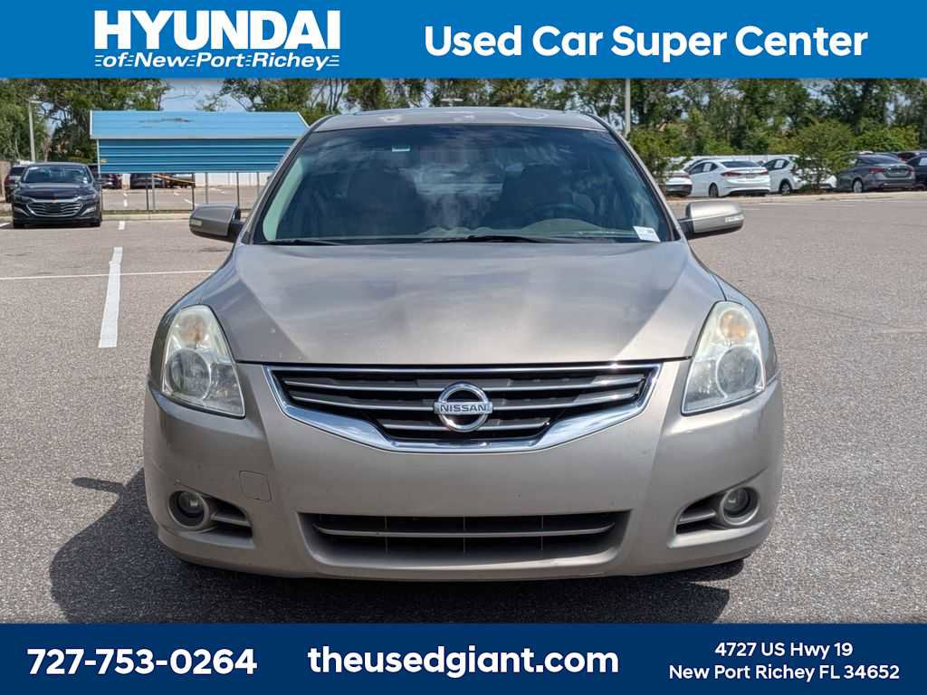 Used 2011 Nissan Altima 2.5 SL w/ Technology Pkg FWD image 8